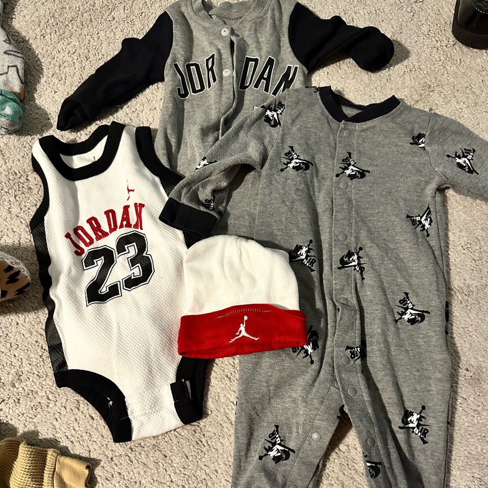 Jordan Kids Bodysuit Set - Black, White, and Red